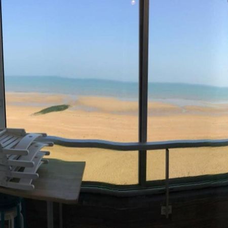 Appartement T2 Avec Vue Sur Mer Directe ! كورسول-سور-مار المظهر الخارجي الصورة