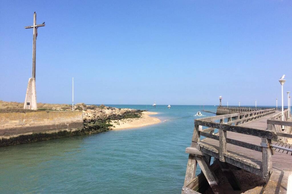 Appartement T2 Avec Vue Sur Mer Directe ! كورسول-سور-مار المظهر الخارجي الصورة